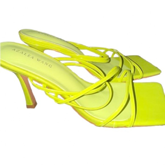 AKIRA LIME Strappy Heels - Picture 2 of 3